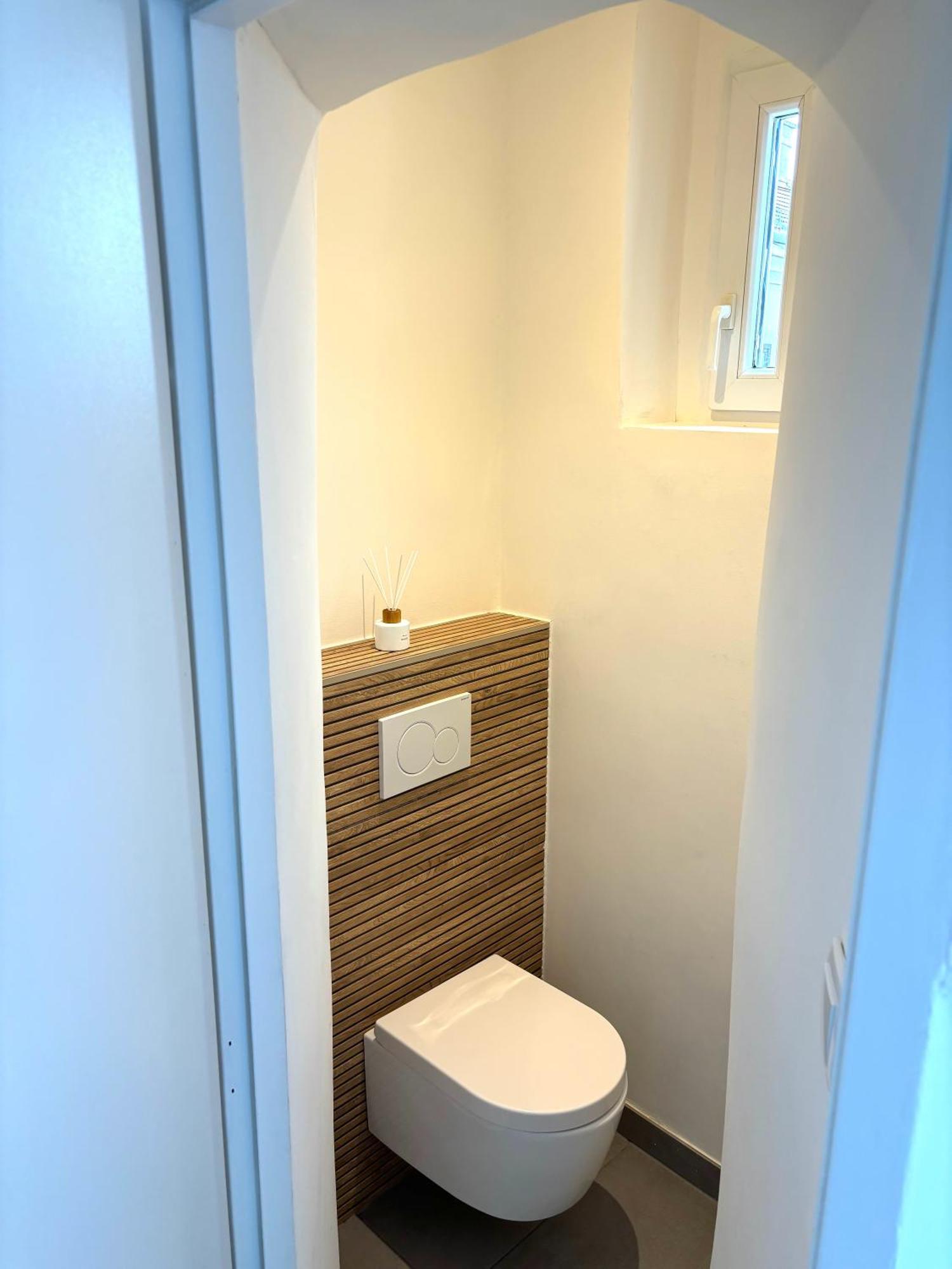 Traumhafte Wohnung Fuer 3, Grosszuegig, Walk In Dusche Vienna Exterior photo