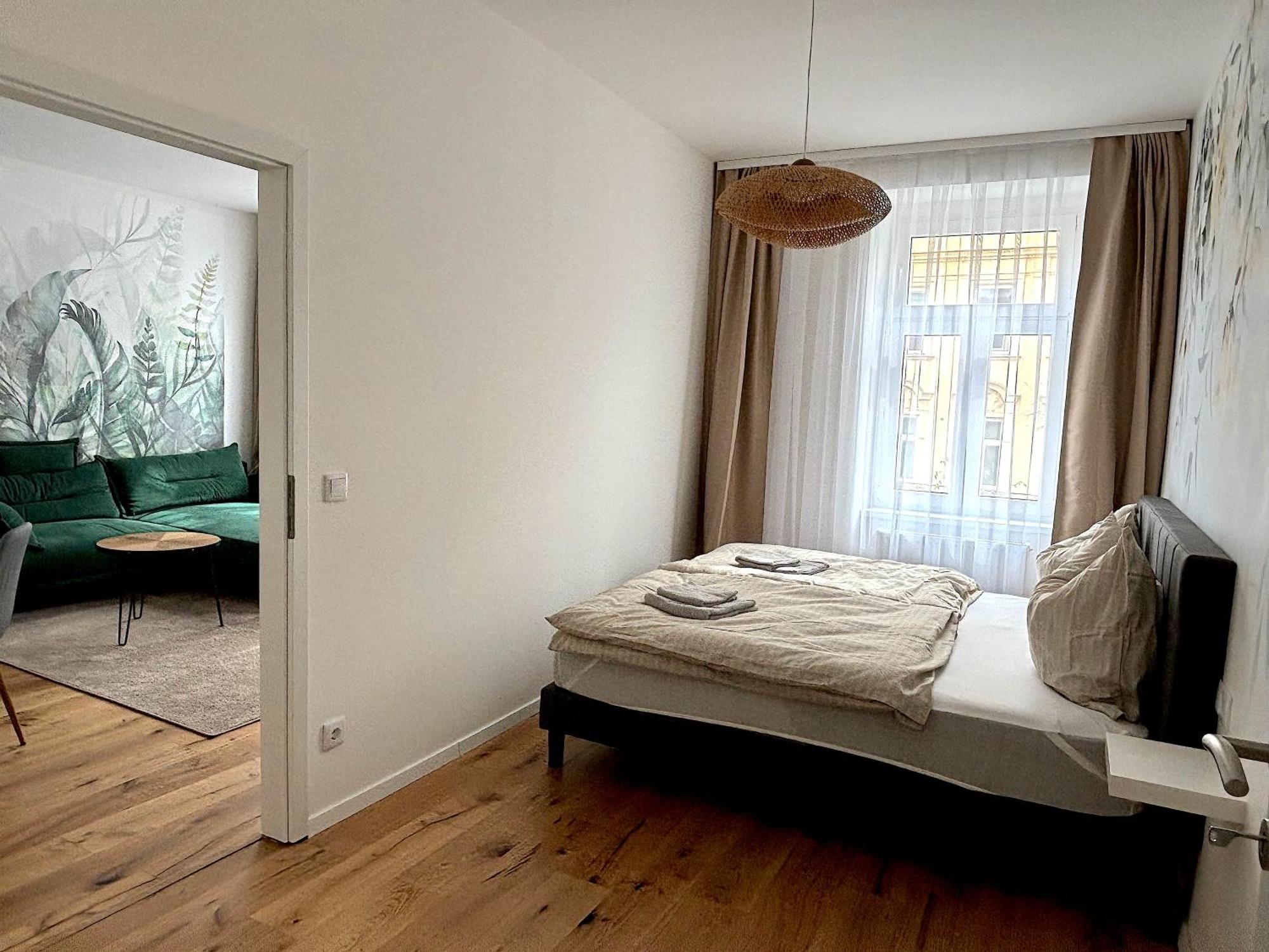 Traumhafte Wohnung Fuer 3, Grosszuegig, Walk In Dusche Vienna Exterior photo